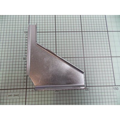 Ceownik mocujący do kuchni Amica (9058429)