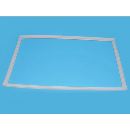 Uszczelka drzwi chłodziarki do lodówki Gorenje / Hisense 52 x 82 cm 692381