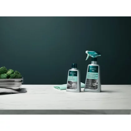 Spray do czyszczenia piekarników i mikrofalówek Electrolux / AEG Oven and Micro Care 500 ml 9029865277