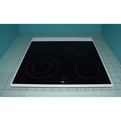 Płyta ze szkła ceramicznego z ramą do płyty grzejnej Amica 9051807